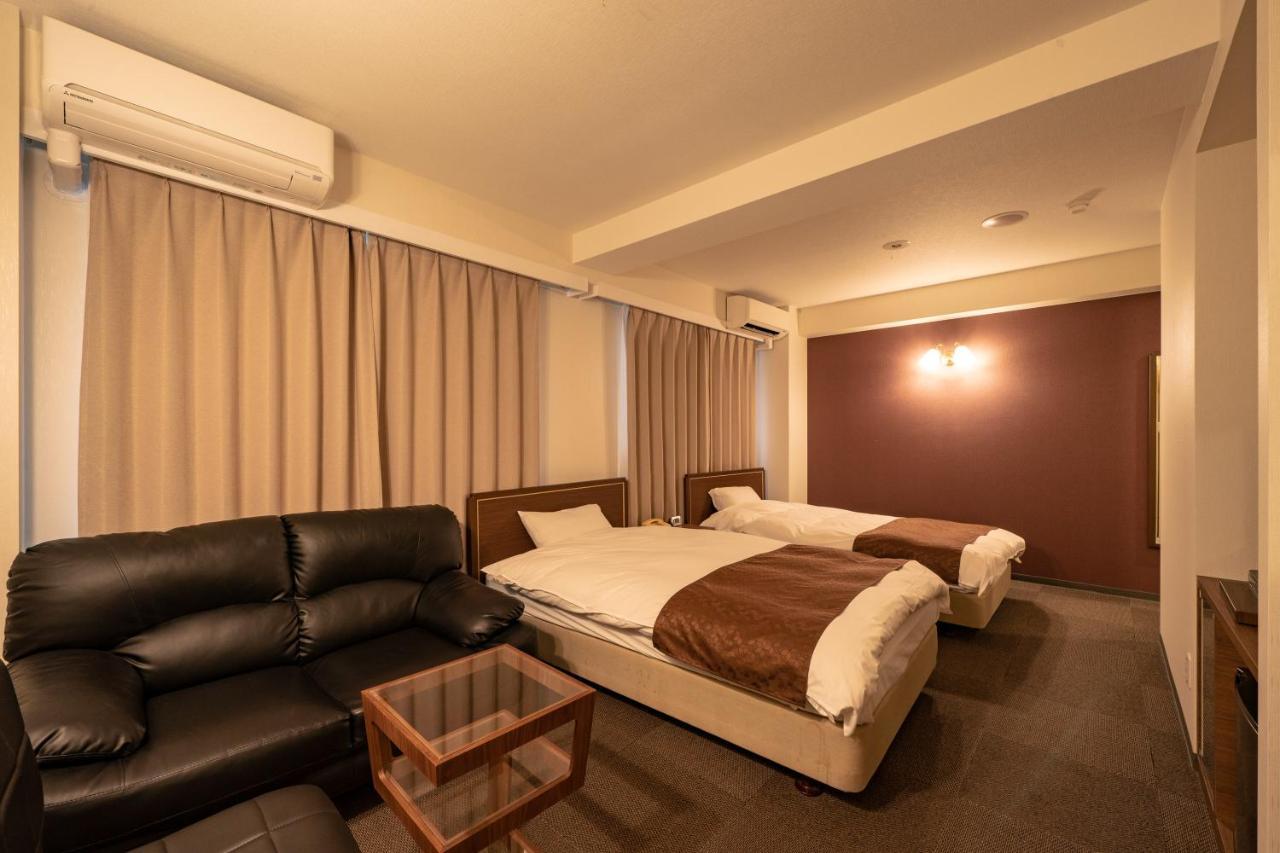 Kitsuregawa Country Club & Bihada Onsen Hotel Kitsuregawa Sakuyama Exteriör bild