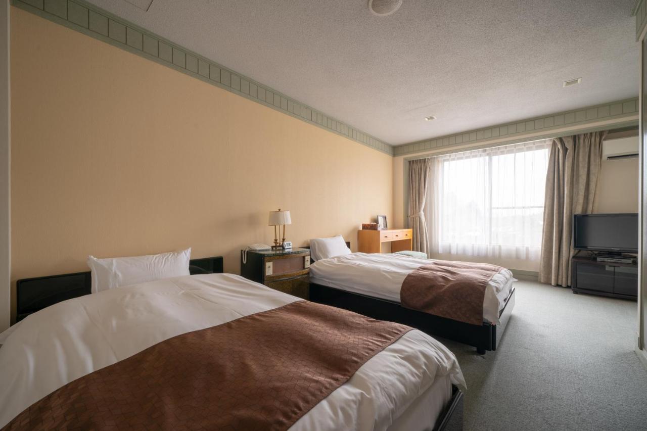 Kitsuregawa Country Club & Bihada Onsen Hotel Kitsuregawa Sakuyama Exteriör bild