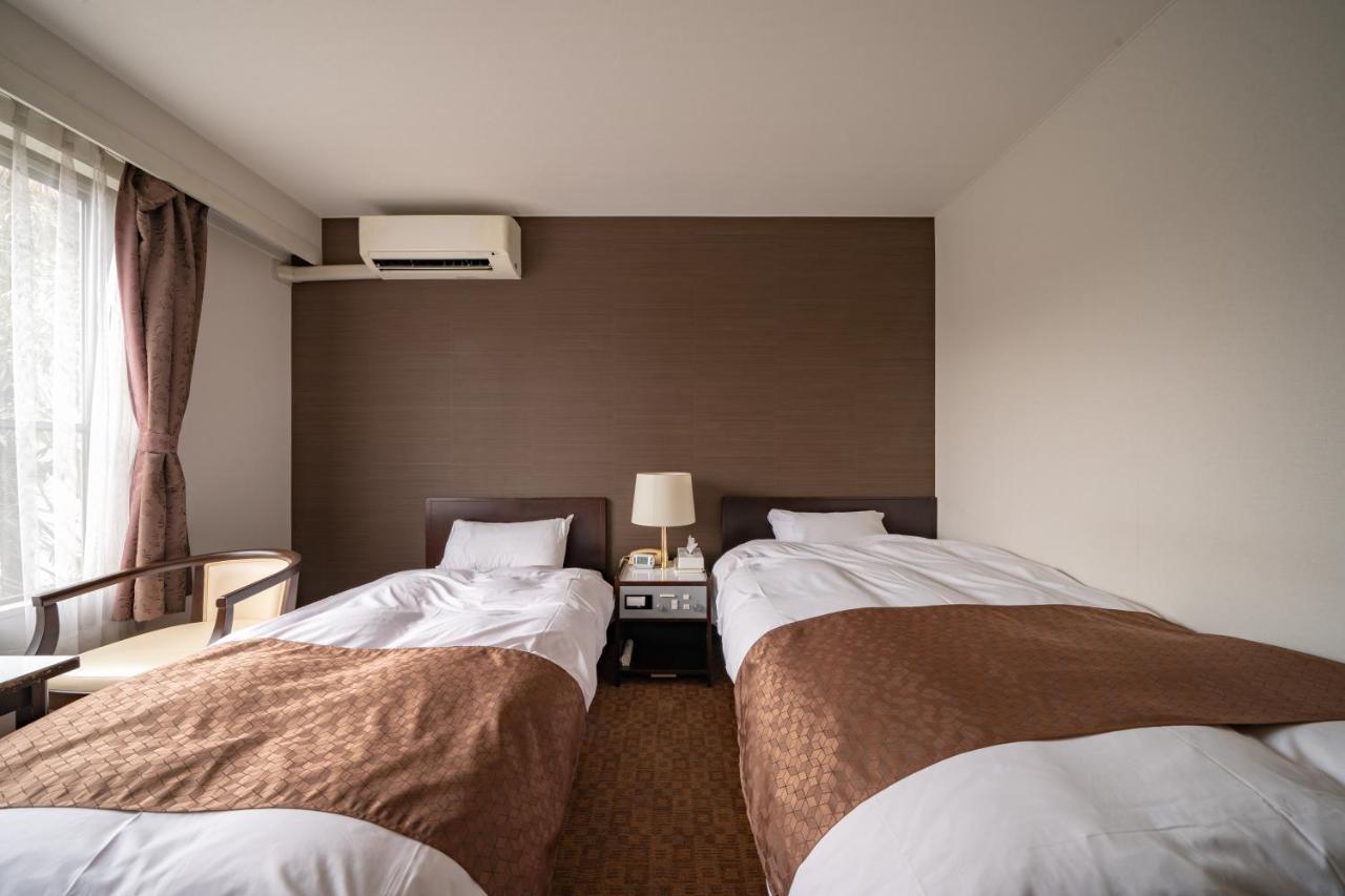 Kitsuregawa Country Club & Bihada Onsen Hotel Kitsuregawa Sakuyama Exteriör bild