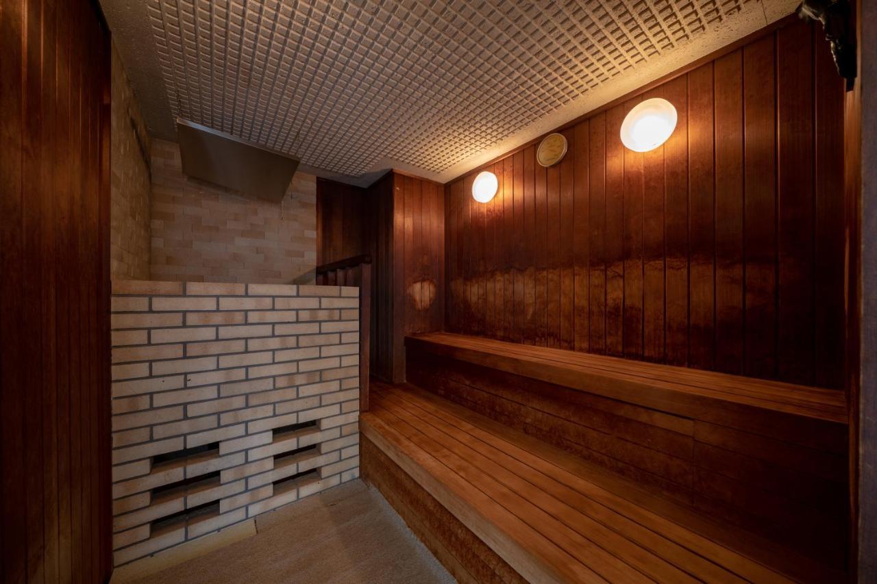 Kitsuregawa Country Club & Bihada Onsen Hotel Kitsuregawa Sakuyama Exteriör bild